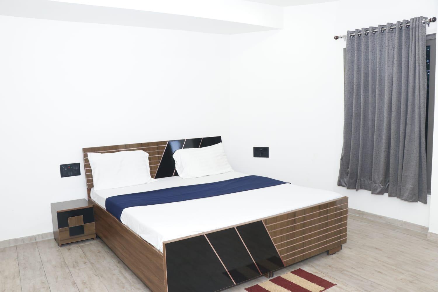 Vits Roccia Hill Resort And Adventure Park, Navapur Songadh المظهر الخارجي الصورة
